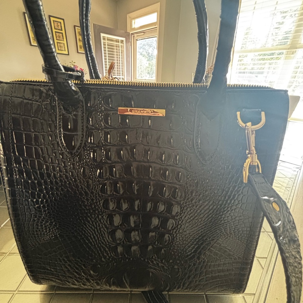 Brahmin Caroline LeatherSatchel | Black Melbourne